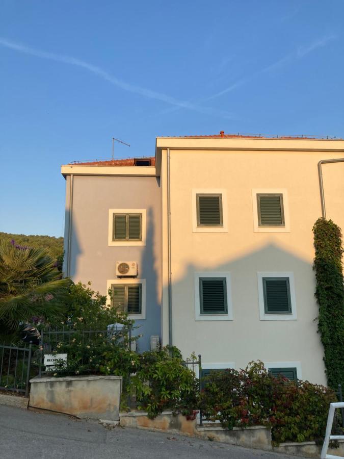 Trogir, Villa Salena, Residenz Ciovo Pearl, Slatine, Island Ciovo, Split Eksteriør billede